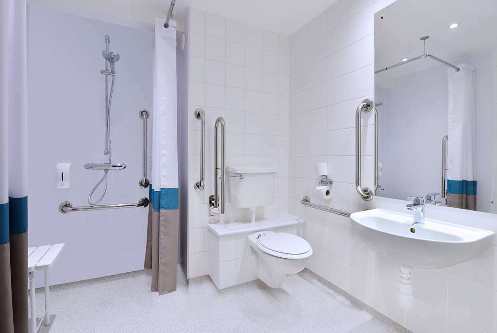 Ibis Budget London Heathrow Central Cranford Номер фото